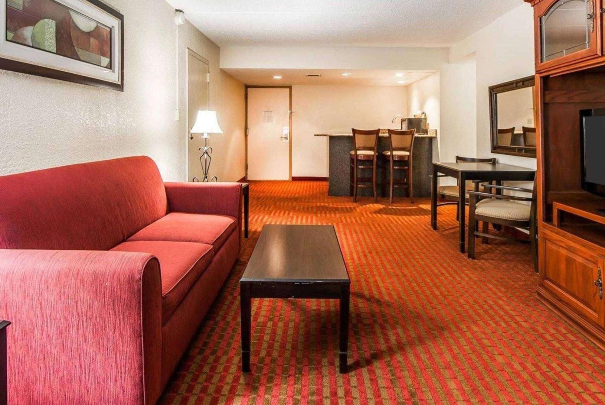 Wingate By Wyndham Marietta Conference Center Ohio Exterior foto