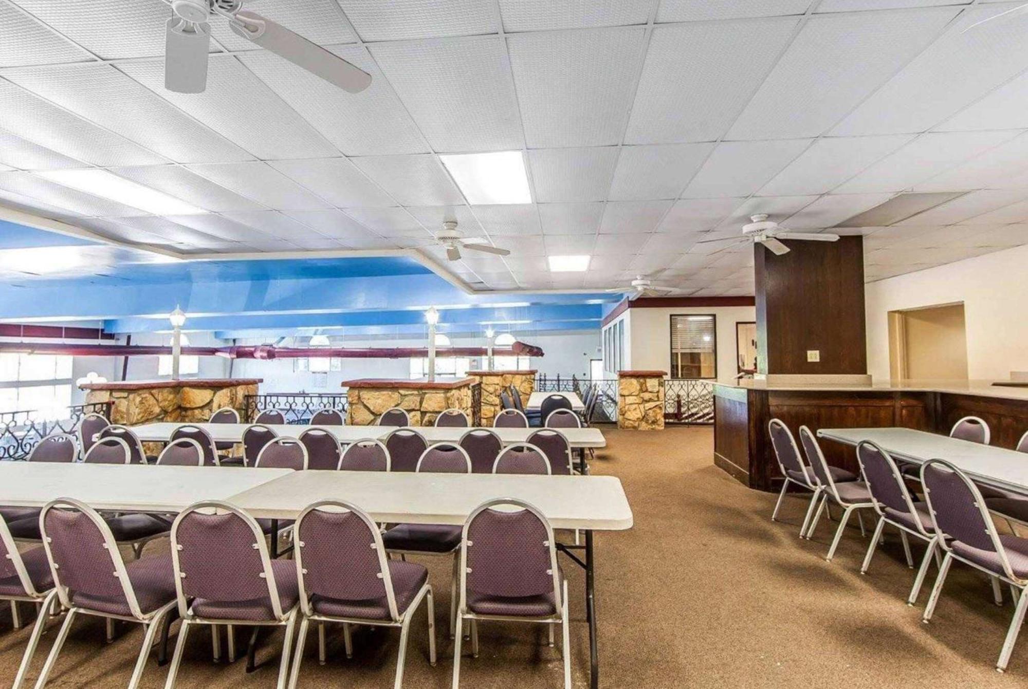 Wingate By Wyndham Marietta Conference Center Ohio Exterior foto